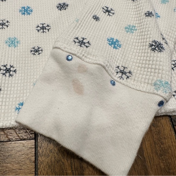 Roxy Quicksilver Thermal Shirt with Snowflake pattern, white and blue, Sz Large - Picture 2 of 7